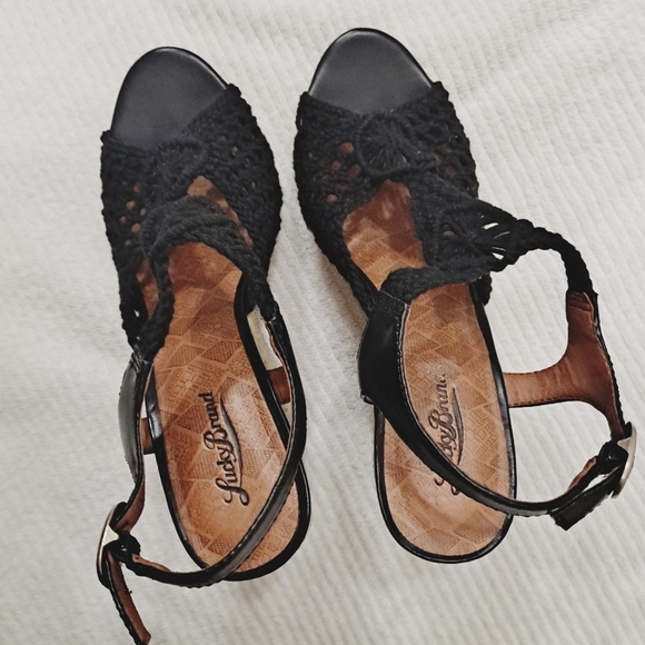 Lucky Brand size 10 open toe wedge heels - Picture 2 of 3